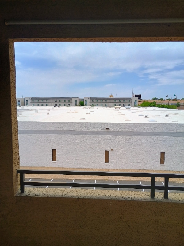 Building Photo - 5401 E Van Buren St