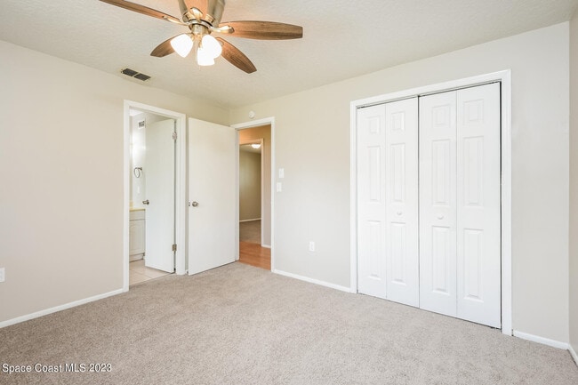 Building Photo - 1320 Arlington Cir