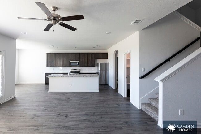 Building Photo - 6942 Rd 5503
