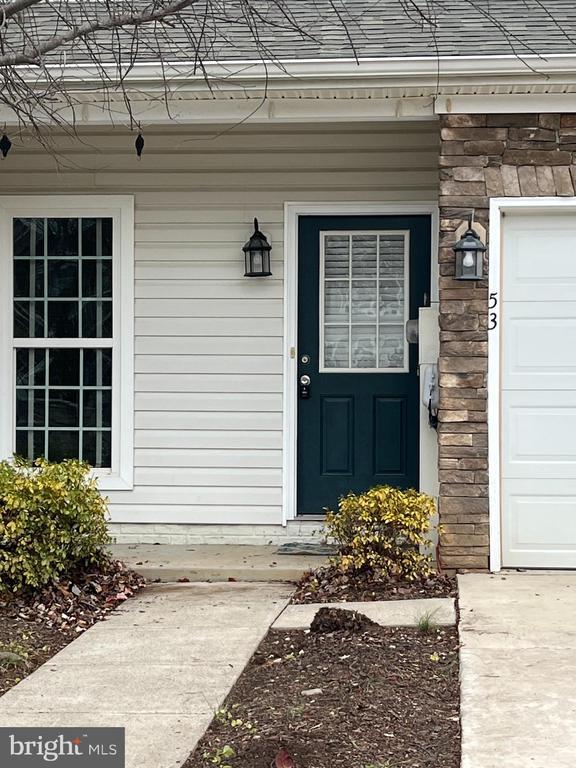 Building Photo - 53 Compound Cir