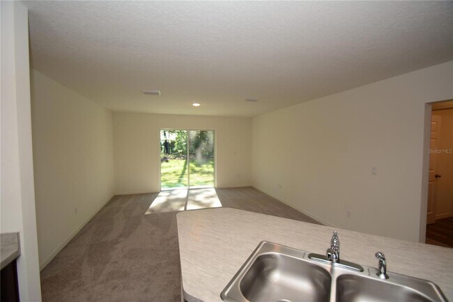 Building Photo - 93 Panorama Dr