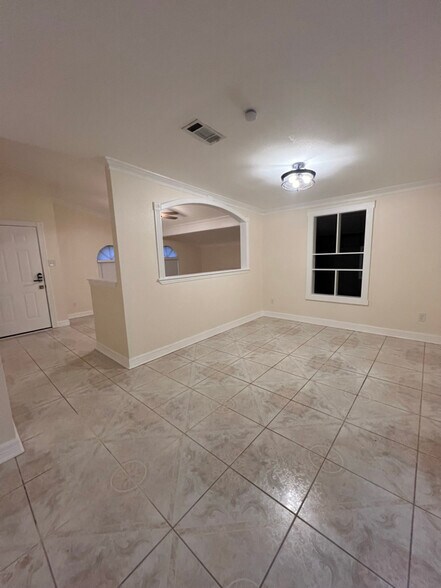 Building Photo - 15522 Winter Briar Dr