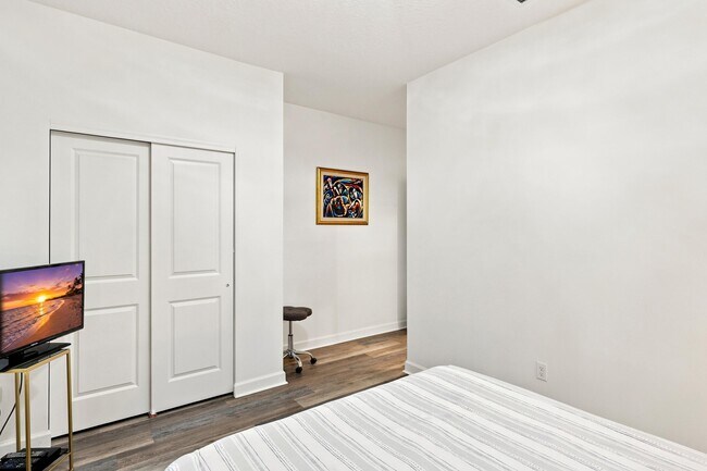 Building Photo - 11639 SW Viridian Blvd