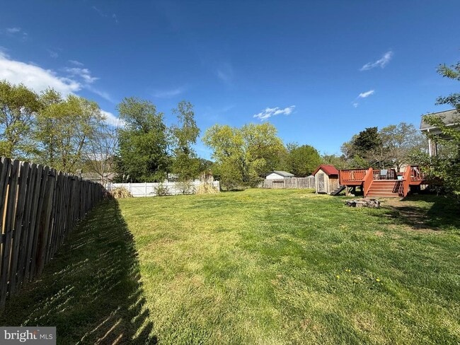 Building Photo - 220 Barnes Blvd