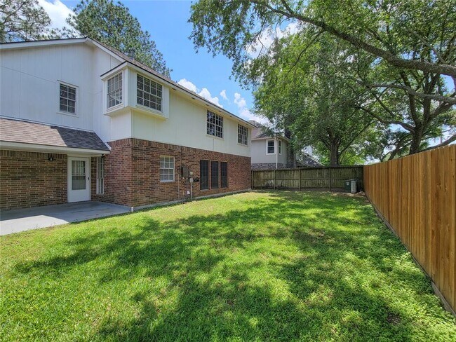 Building Photo - 8502 Canyon Pine Dr