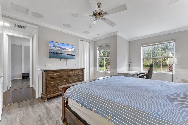 Building Photo - 4543 Mediterranean Cir