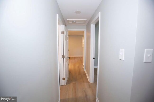 Building Photo - 100 Moran Ln