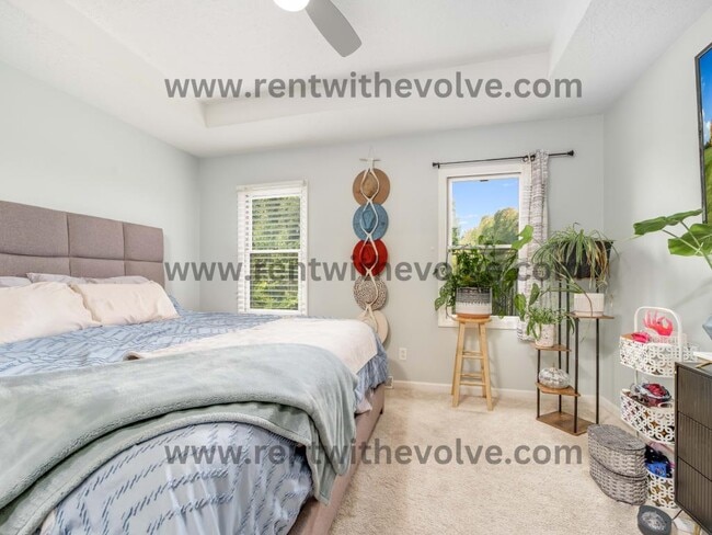 Building Photo - 19 Stone Bridge Dr