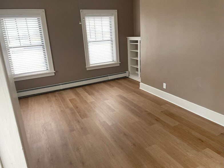 Building Photo - 1520 9th St