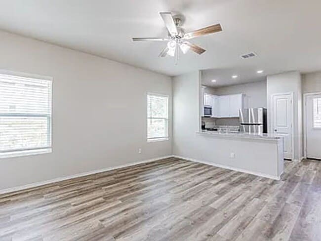 Building Photo - **Discover Elevated Living at Hunters Ranch!**
