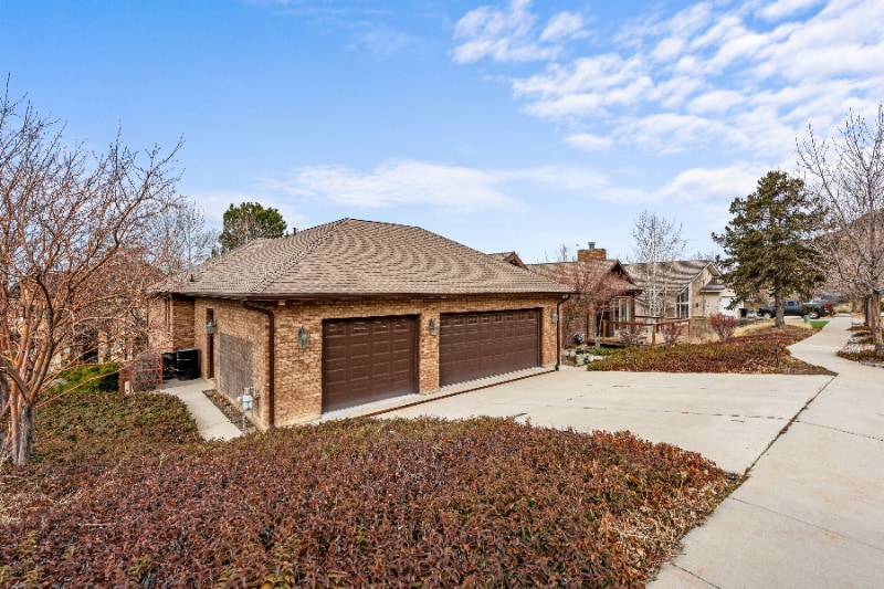 Building Photo - 6532 S Heughs Canyon Way