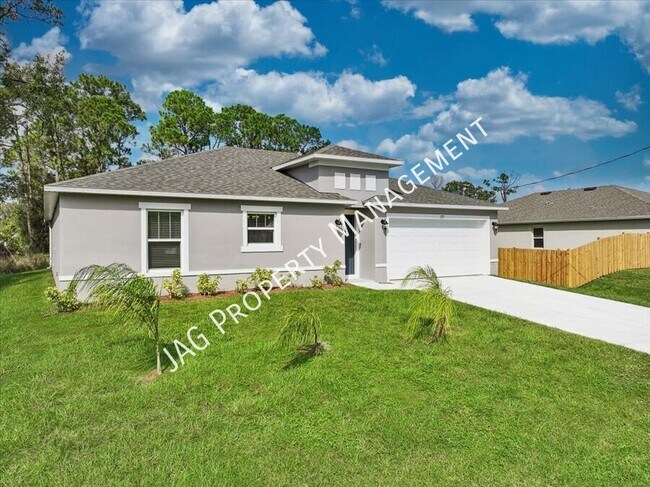 Building Photo - 1191 Valencia St SE