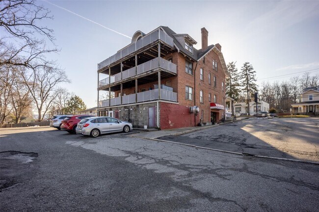 Building Photo - 74 North St
