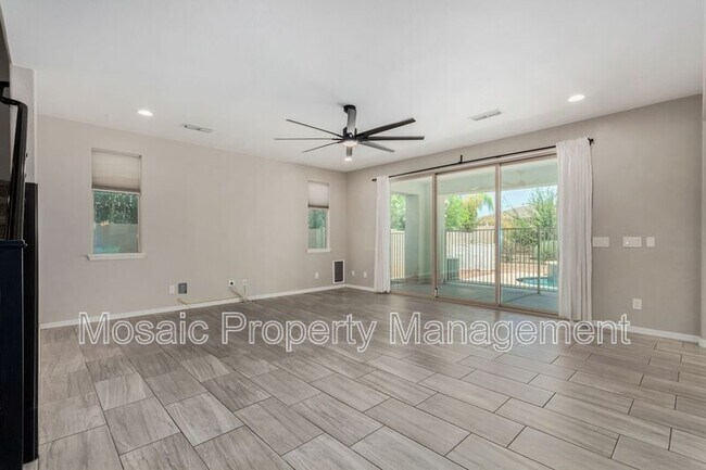 Building Photo - 3796 E Rakestraw Ln