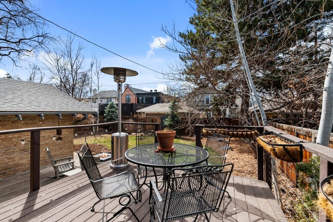 Building Photo - Gorgeous Washington Park Bungalow!