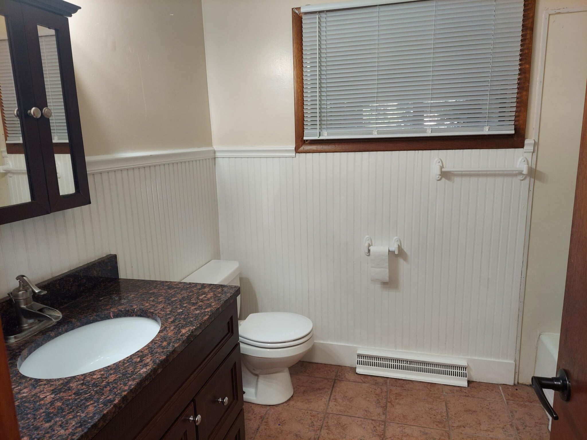 Building Photo - 5 Mayfair Ct