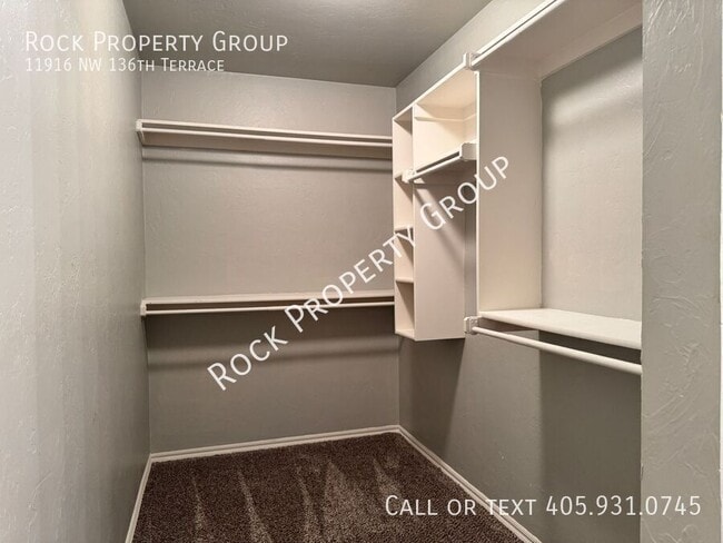 Building Photo - 11916 NW 136th Terrace