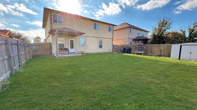 Building Photo - 133 Langtry Ln