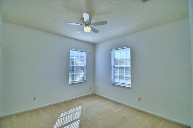 Building Photo - 1111 Oscar Square