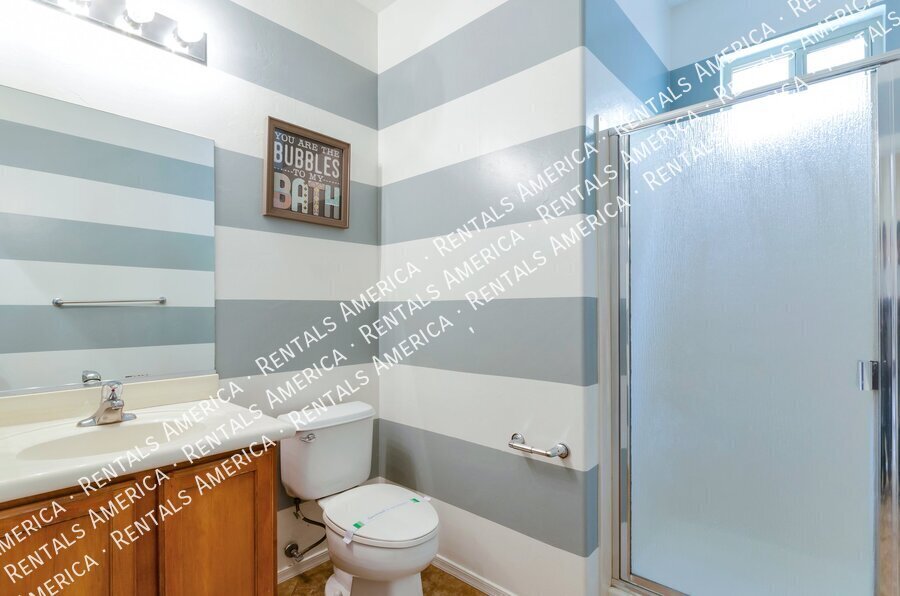 Building Photo - 1595 W Gleaming Moon Ln
