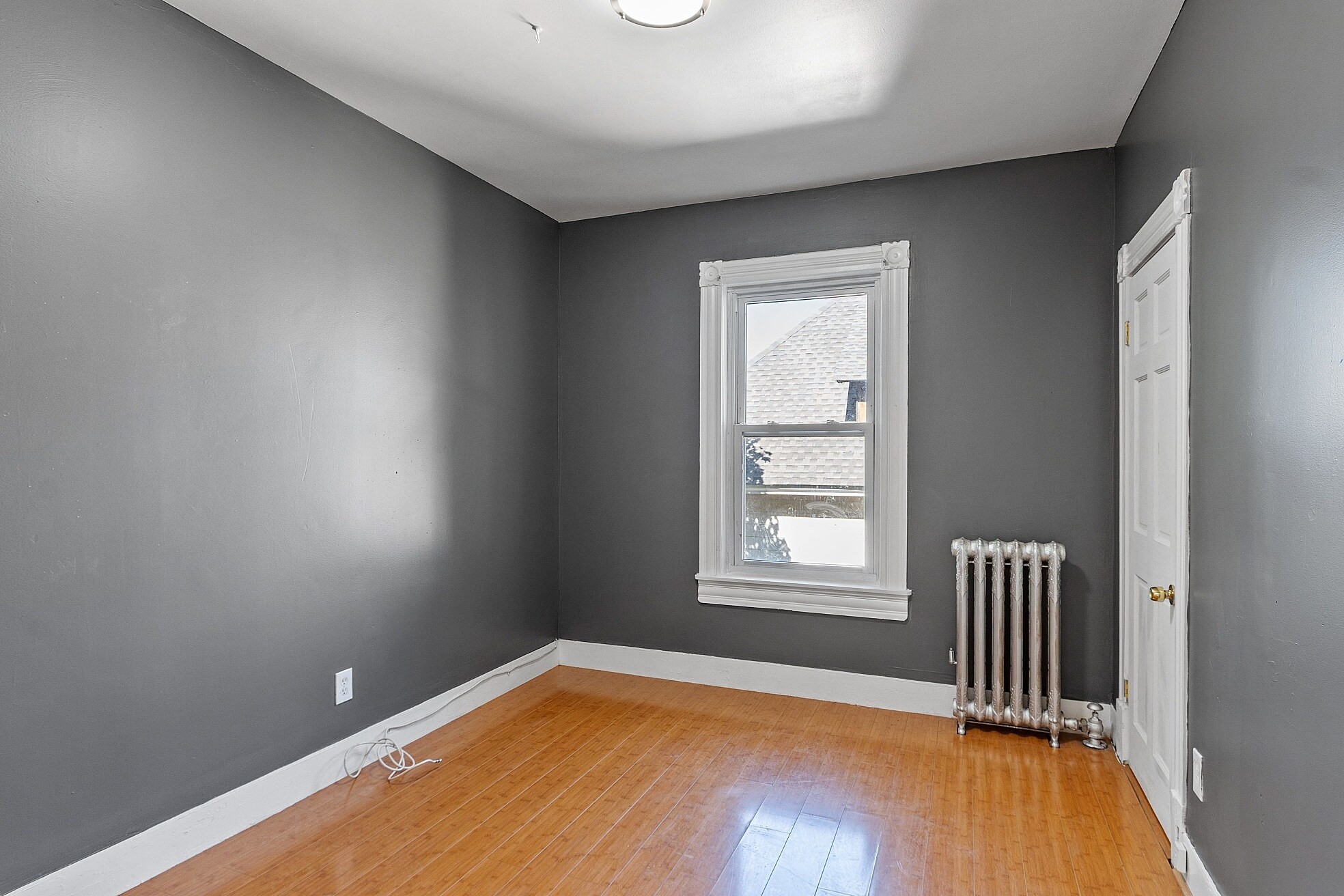 Building Photo - 60 6th St