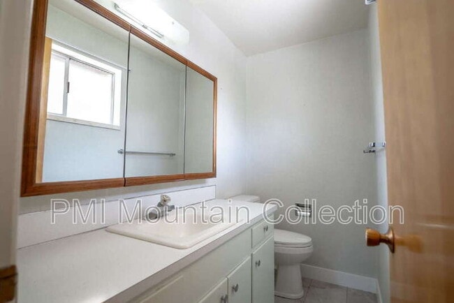 Building Photo - 536 S 100 W