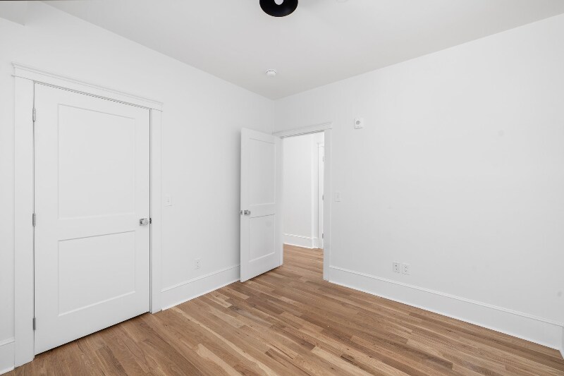 Building Photo - 293 Governor St