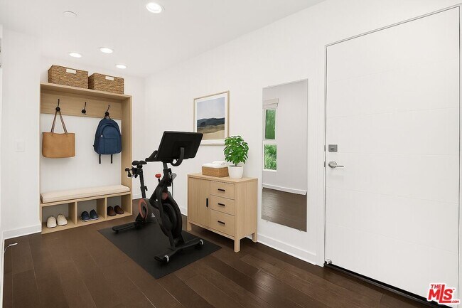 Building Photo - 5637 W Observation Ln