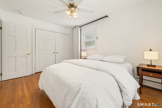 Building Photo - 16 Cushing Dr