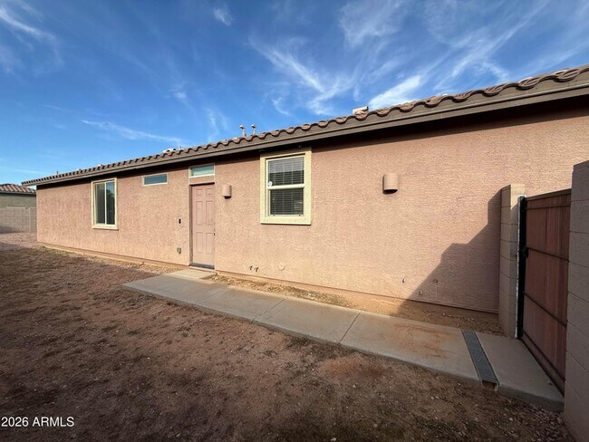 Building Photo - 2372 E Dust Devil Dr