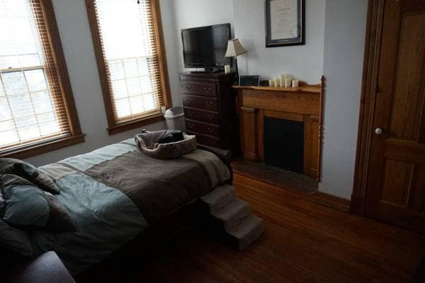 Front Bedroom - 1514 Floyd Avenue
