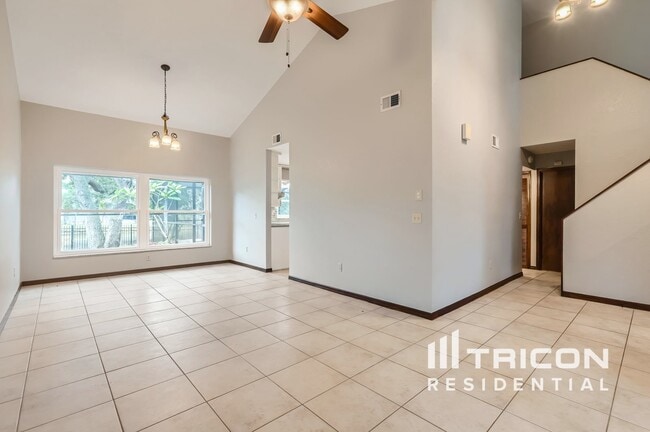 Building Photo - 10288 60th Cir N