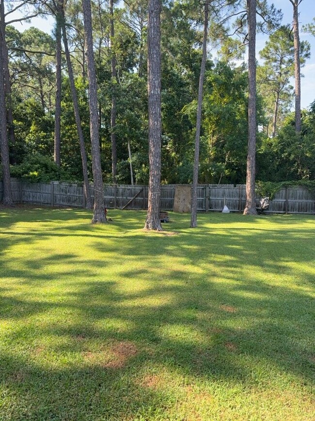 Building Photo - 9108 Timber Ln