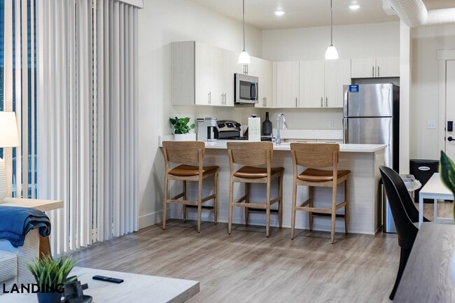 Building Photo - 2201 S 900 E