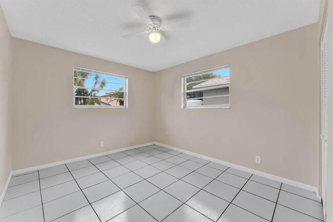 Building Photo - 2444 Raleigh St