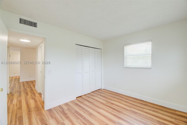 Building Photo - 2441 SW 82nd Ave