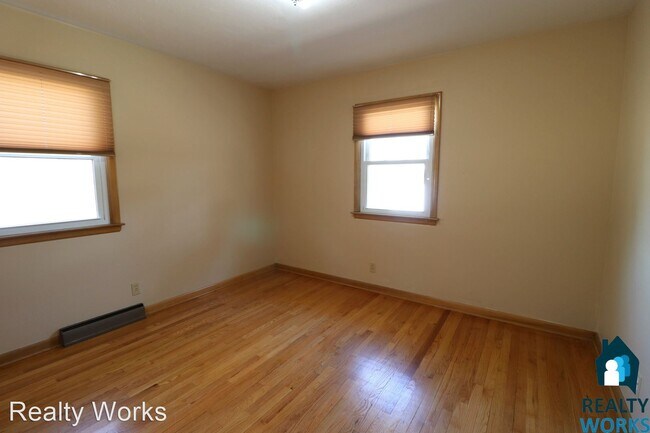 Building Photo - 2 br, 1 bath House - 6712 Cleveland Ave.