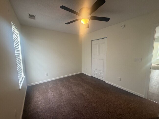Building Photo - 1755 Polaris Dr