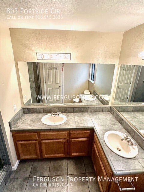 Building Photo - 803 Portside Cir