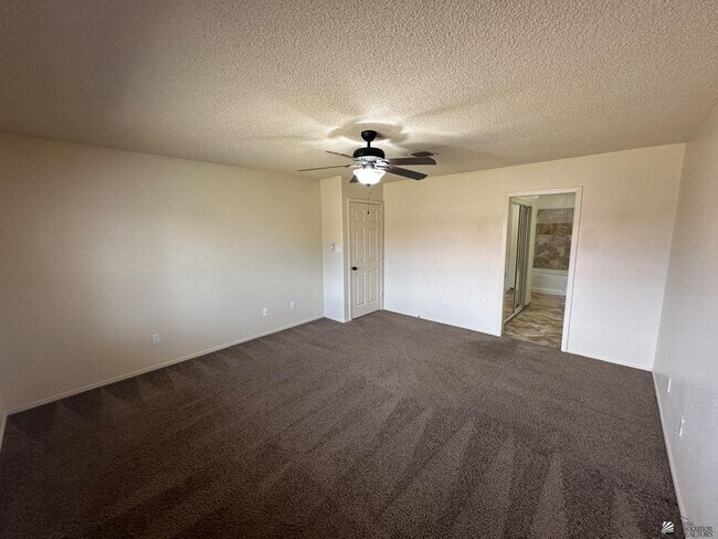 Building Photo - 7806 E Topeka Pl