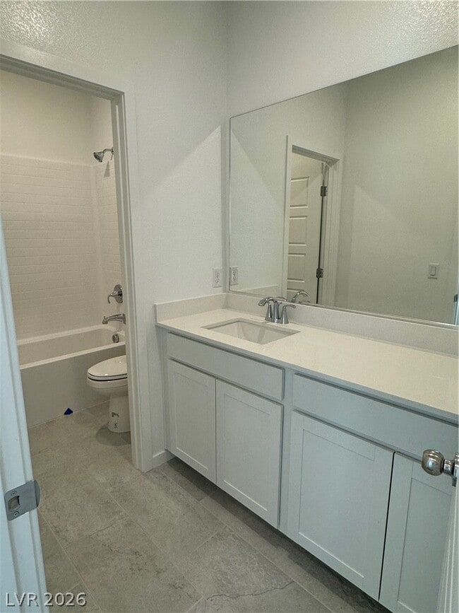 Building Photo - 2552 Venetia Pointe St