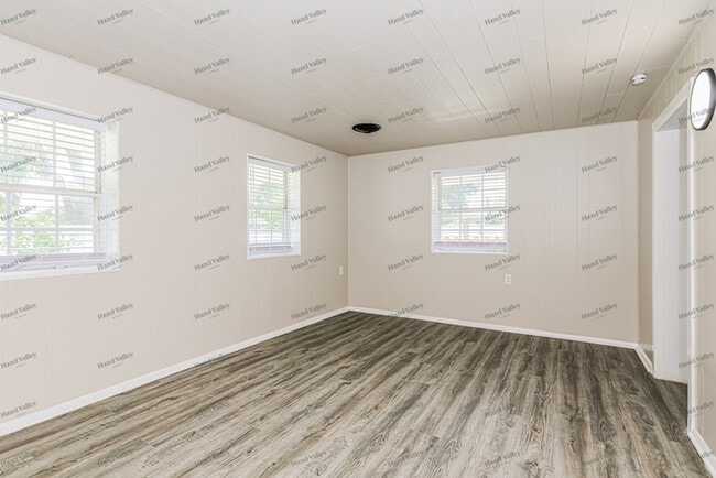 Building Photo - 2200 Kajean Ave