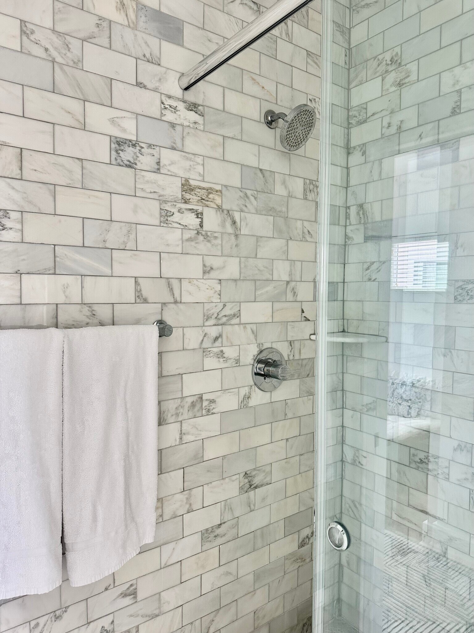 bathroom shower - 1056 2nd Ave S
