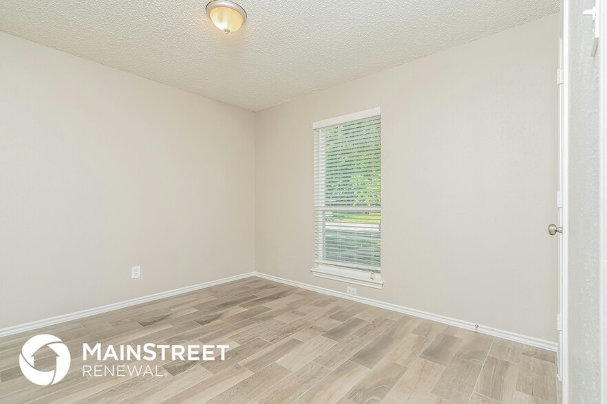 Building Photo - 1137 Wood Heights Dr