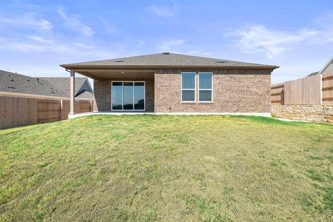 Building Photo - 323 Fish Trap Rd