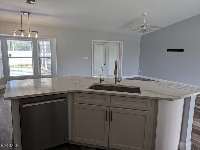 Building Photo - 2311 SW 16th Terrace