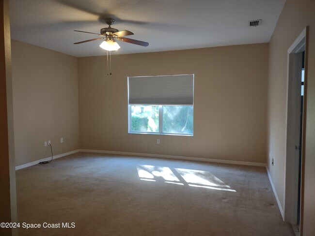 Building Photo - 3541 Deer Lakes Dr