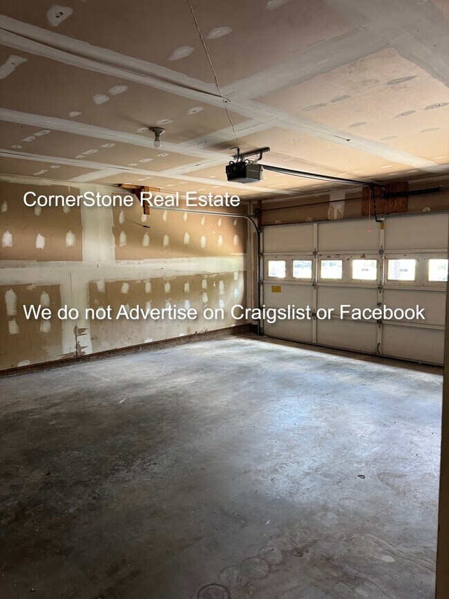 Building Photo - 123 - B Deerfield Drive, Spring Lake NC 28390