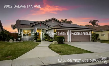 Building Photo - 9902 Balvanera Ave