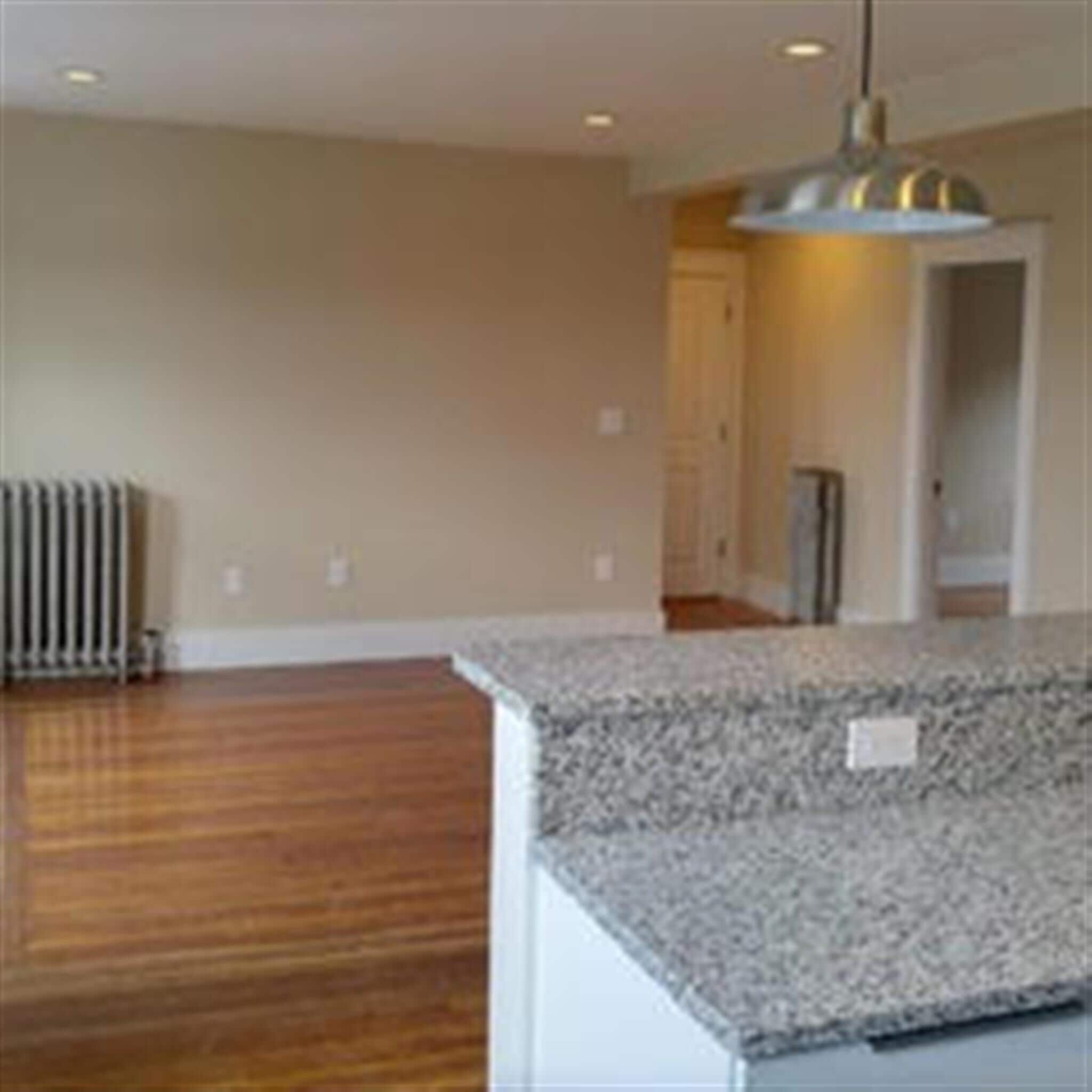 Building Photo - 102 Morrison Ave